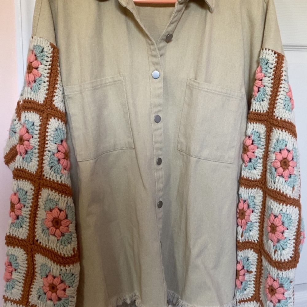 Handmade crochet floral sleeve beige denim jacket